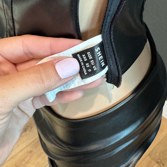 SHEIN Black faux leather Skirt Set xs size 2 - Picture 2 of 8